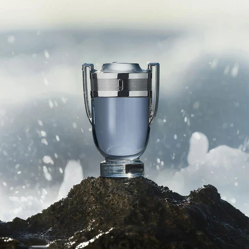 Inspirado en: INVICTUS PACO RABANNE